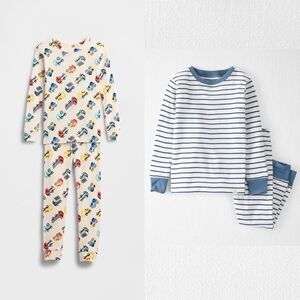 Lot Bundle of 2 Pairs of 100% Organic Pajama Sets • GAP & Carters • size 4 / 4T